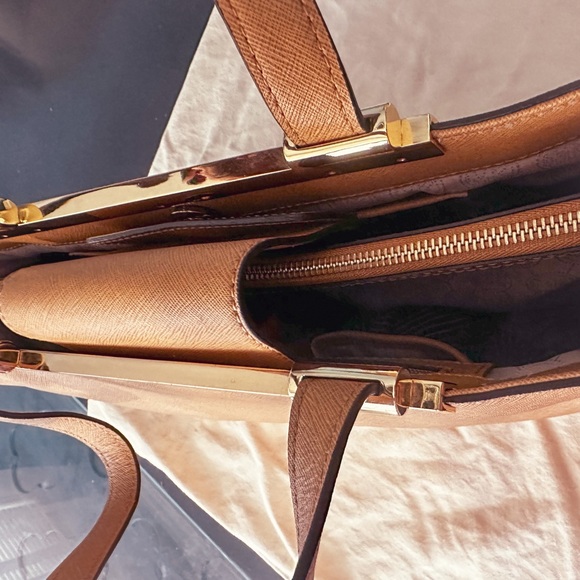 MICHAEL KORS TILDA Honey Yellow Brown TEXTURED  LEATHER TOTE BAG PURSE - Picture 11 of 14